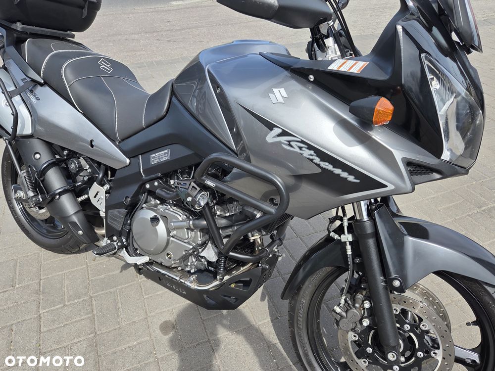Suzuki V-STROM - 14