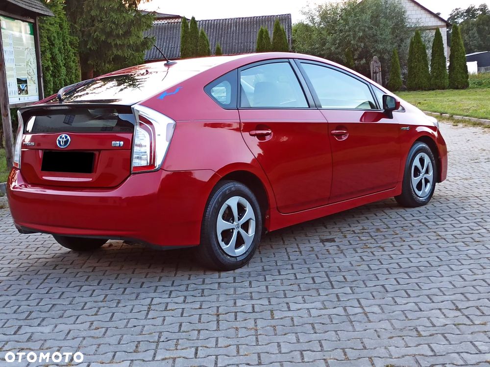 Toyota Prius - 12