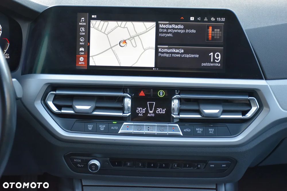 BMW Seria 3 320d Sport Line Shadow sport - 29