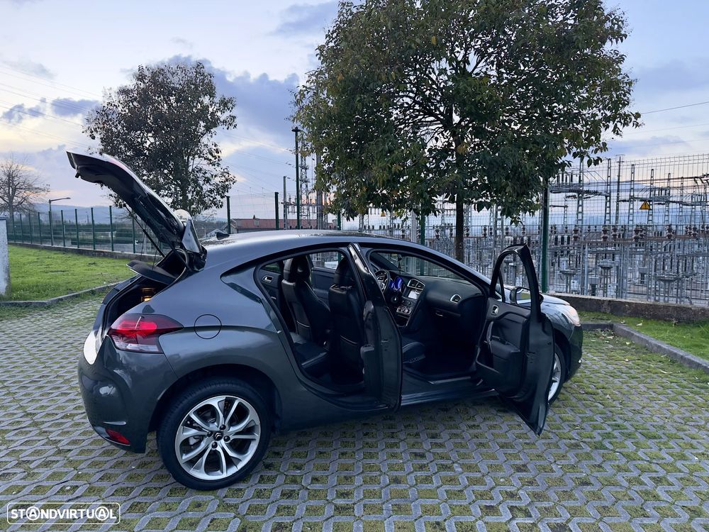 Citroën DS4 1.6 BlueHDi So Chic J18 - 33