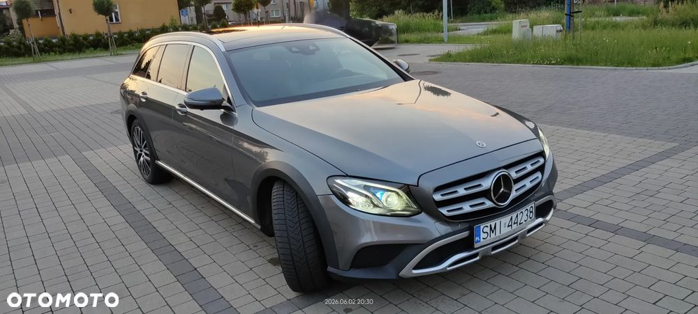 Mercedes-Benz Klasa E 350 d 4-Matic All-Terrain - 4