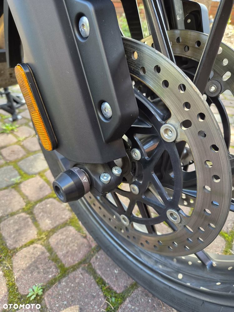 Triumph Tiger - 7