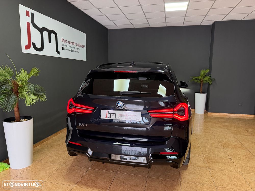 BMW iX3 M Sport Impressive - 22