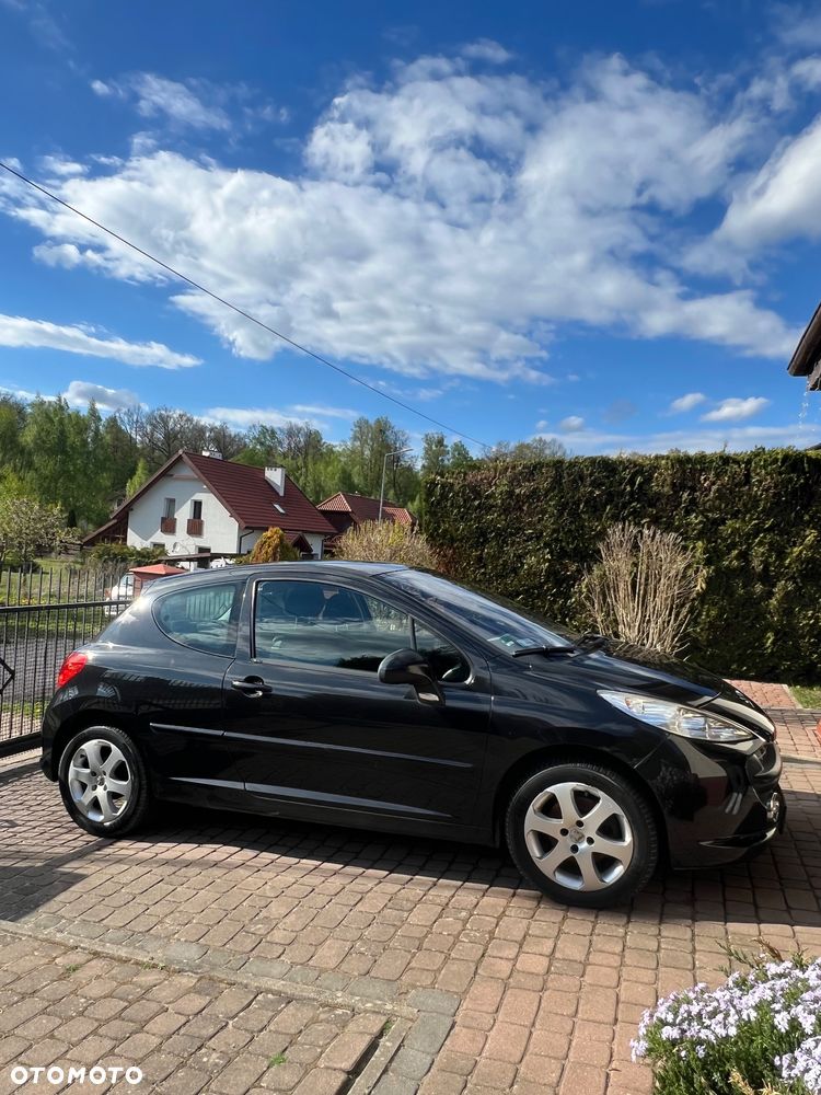 Peugeot 207 - 3