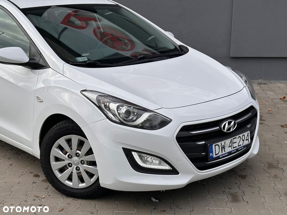 Hyundai i30 1.6 CRDi BlueDrive Comfort - 17