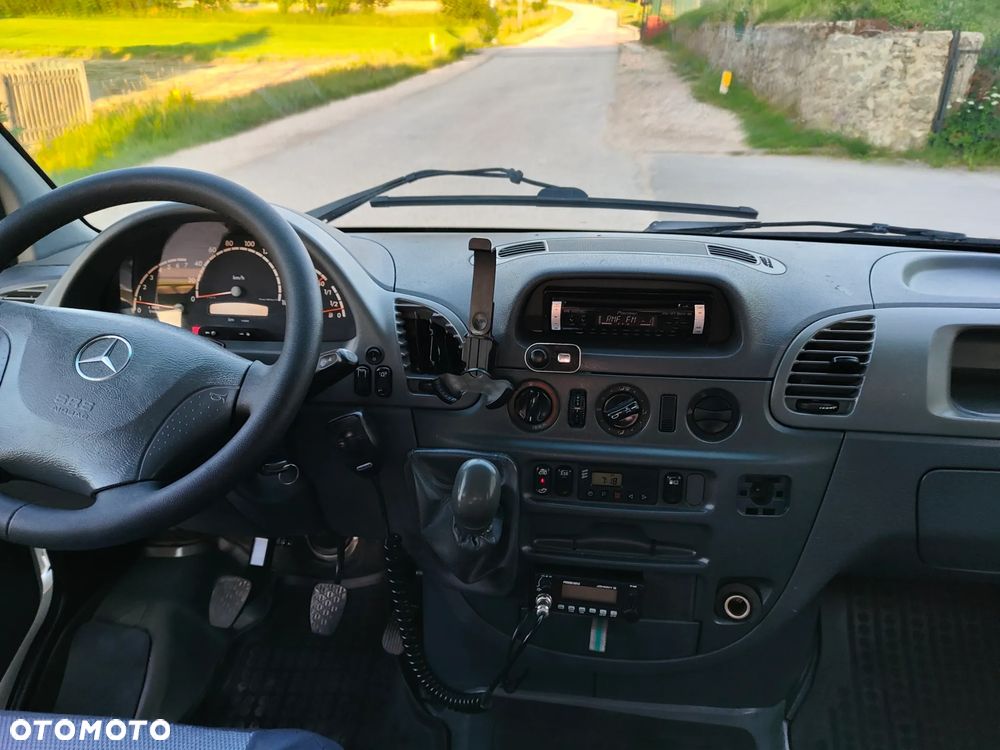 Mercedes-Benz Sprinter - 6