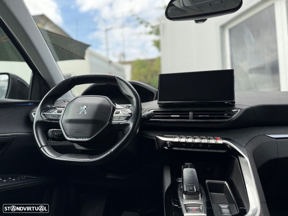 Peugeot 5008 1.5 BlueHDi Allure Pack EAT8 - 25