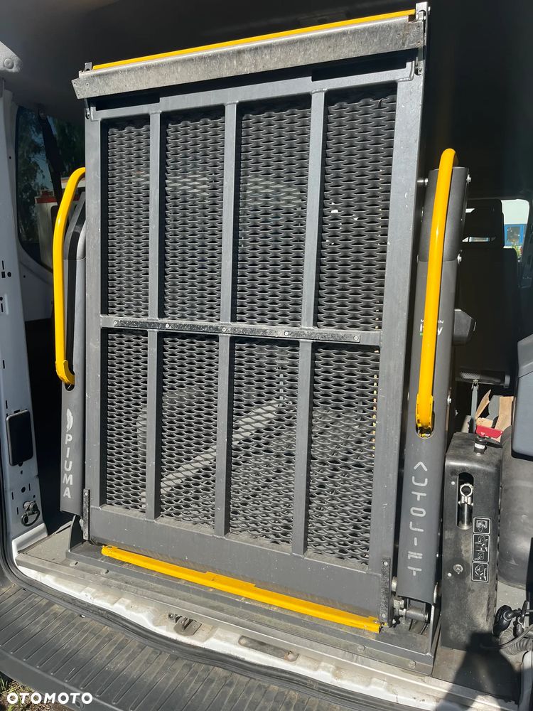 Ford Transit - 4