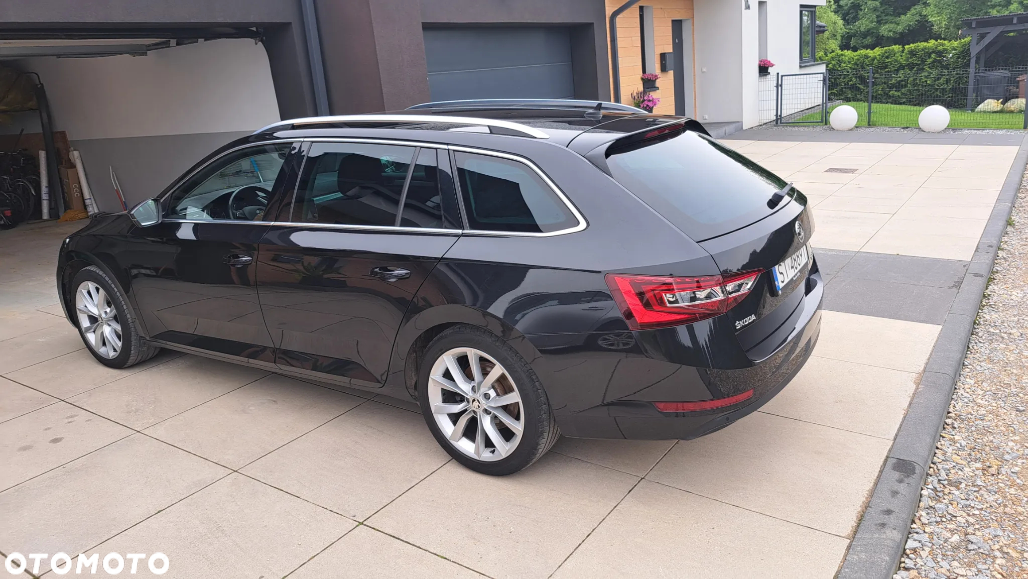 Skoda Superb 2.0 TDI Style DSG - 6