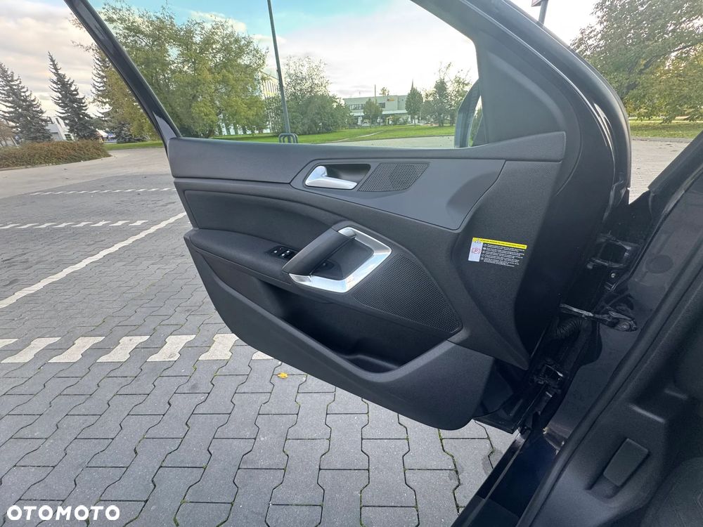 Peugeot 308 1.5 BlueHDi Allure S&S EAT6 - 15