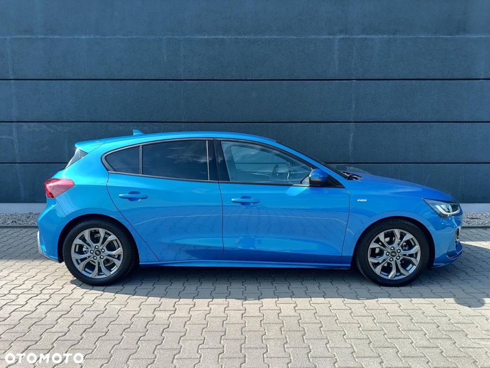 Ford Focus 1.0 EcoBoost ST-Line X - 5