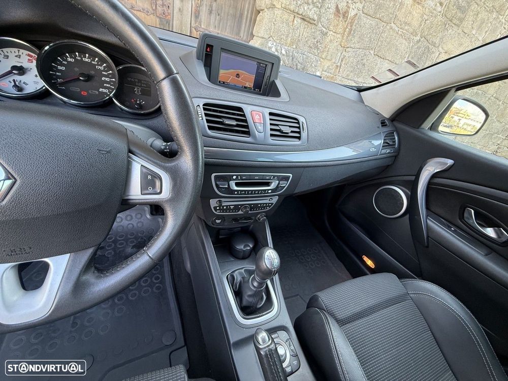 Renault Mégane Sport Tourer 1.5 dCi GT Line - 24