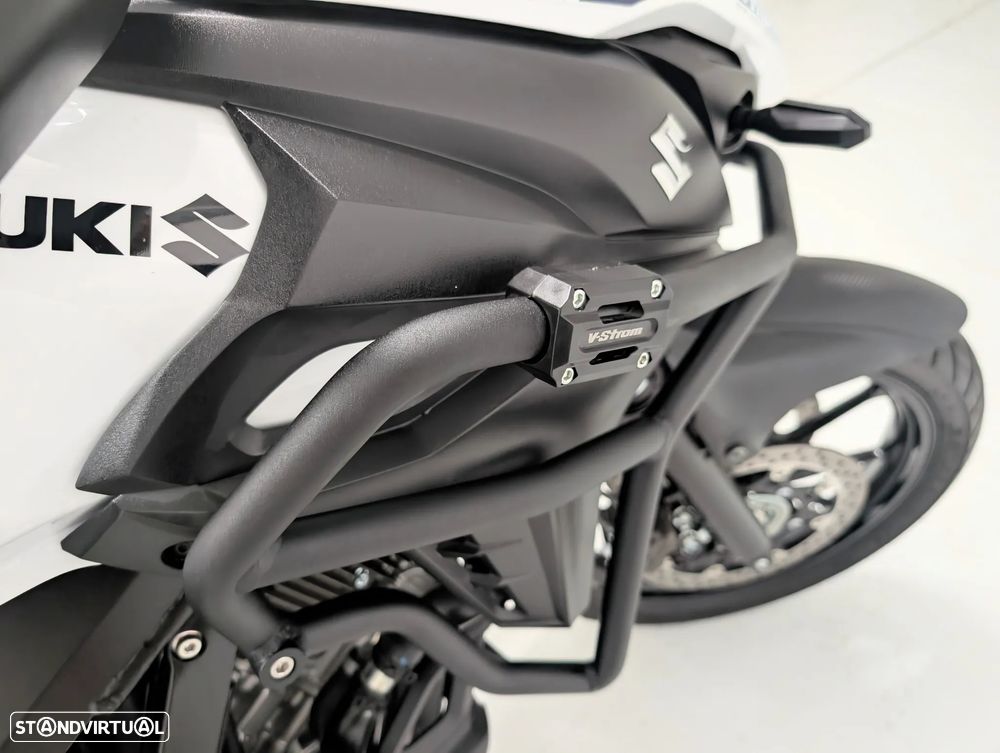 Suzuki v-strom V-Strom 650 Sport Adventure Tourer - 8