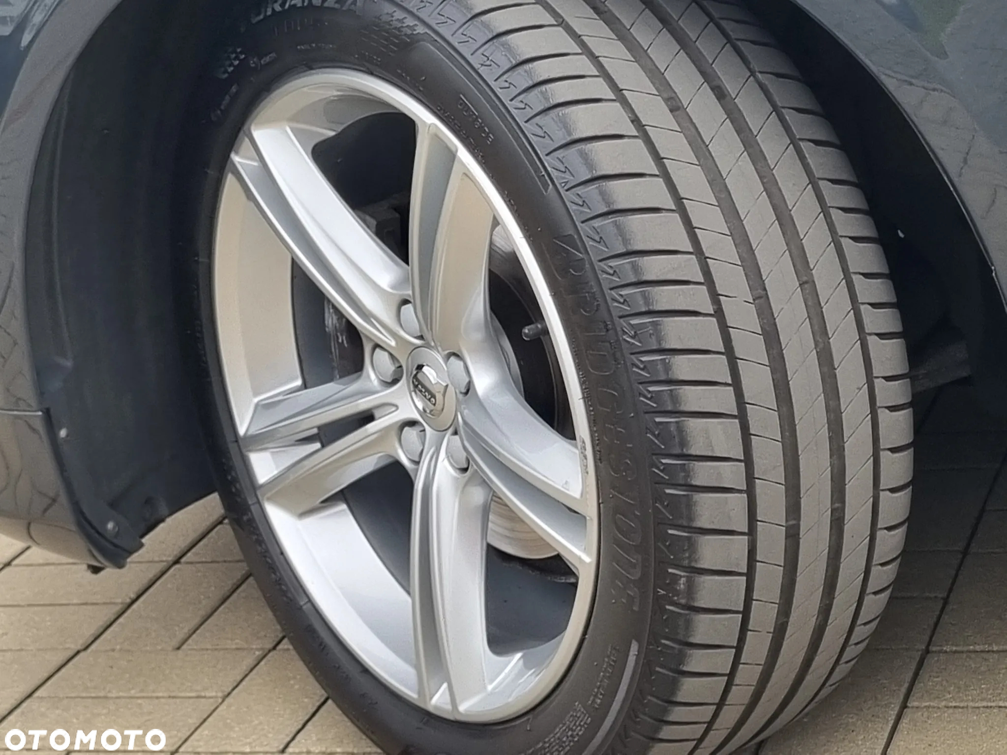 Volvo V90 D4 Geartronic Momentum Pro - 39
