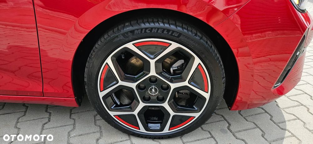 Opel Astra 1.6 T Plug-in Hybrid GS - 28