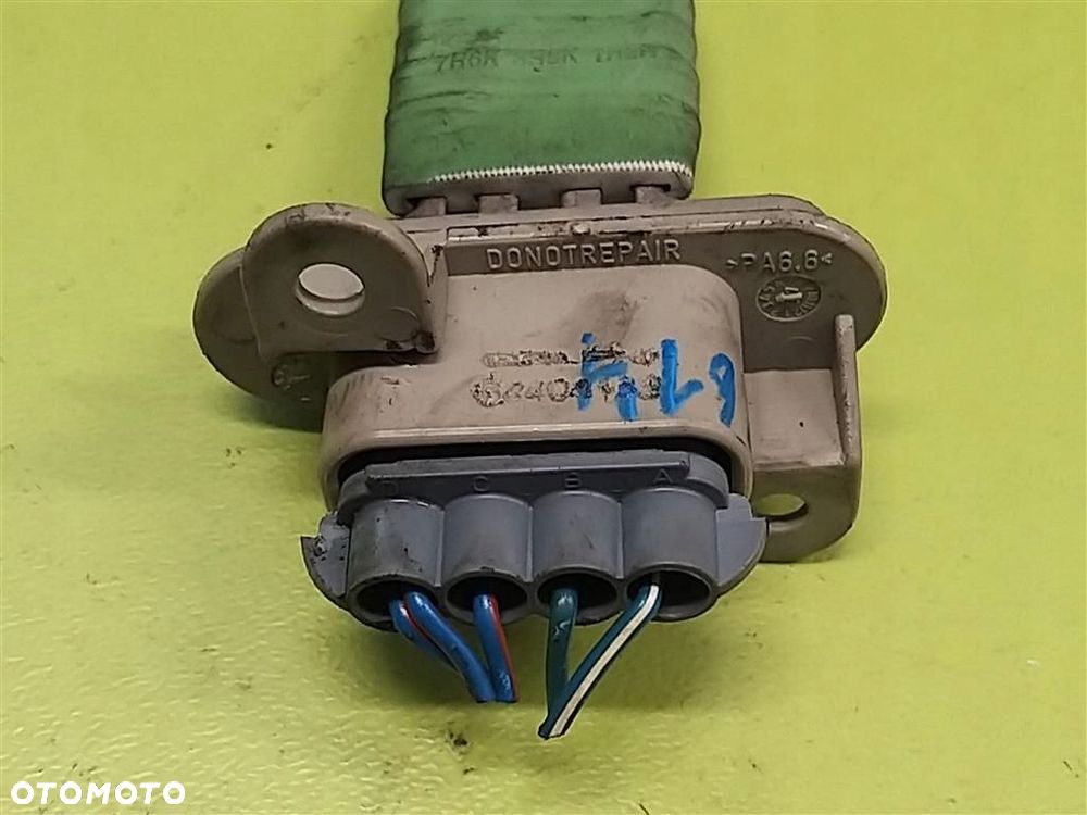 Rezystor dmuchawy Mercedes Atego  2004-2013 DELPHI - 4