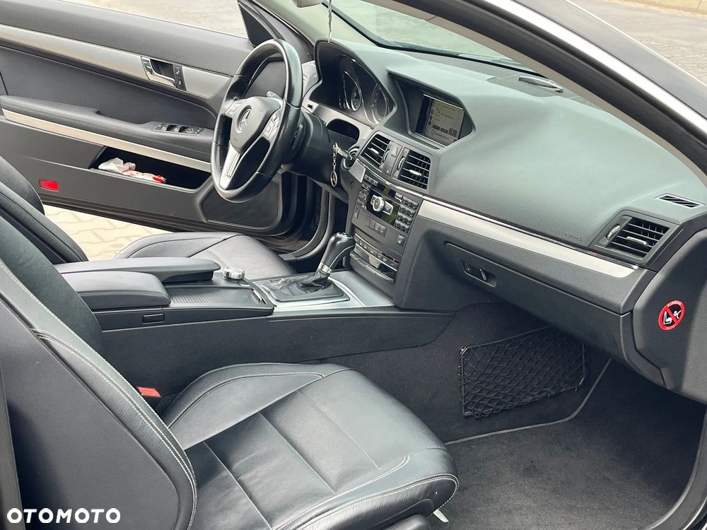 Mercedes-Benz Klasa E 250 CDI 7G-TRONIC - 9