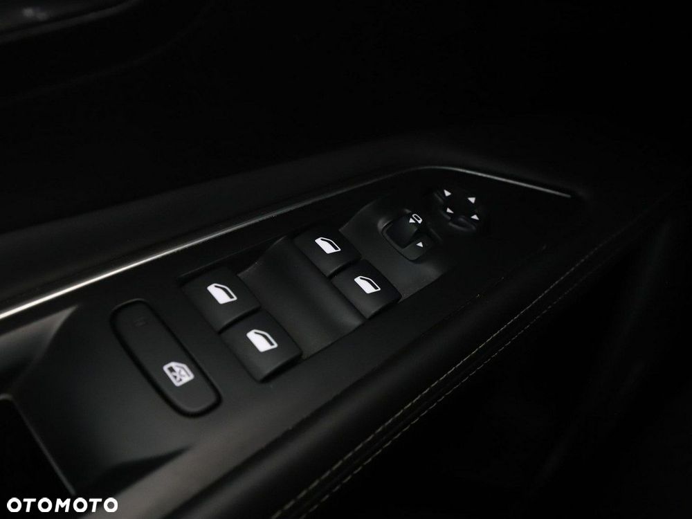 Peugeot 3008 BlueHDi 130 Stop & Start EAT8 Allure Business-Paket - 38