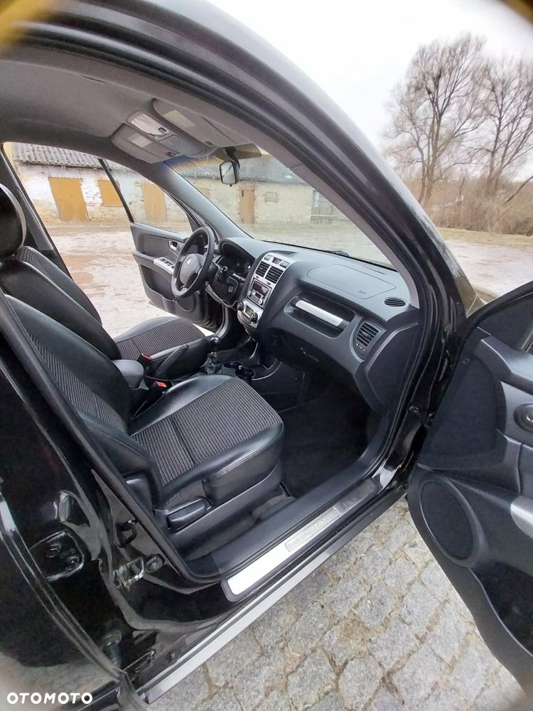 Kia Sportage 2.0 Expedition + - 22