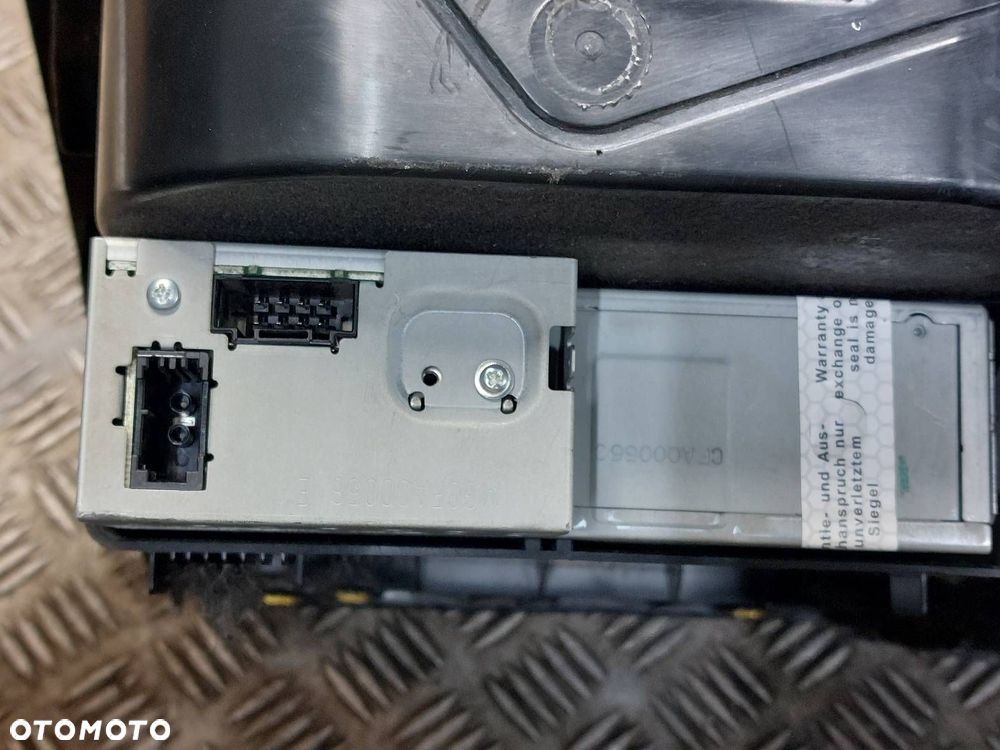 SCHOWEK PASAŻERA + ZMIENIARKA AUDI A7 4G EU 4G1880302A 4G1880918 - 7