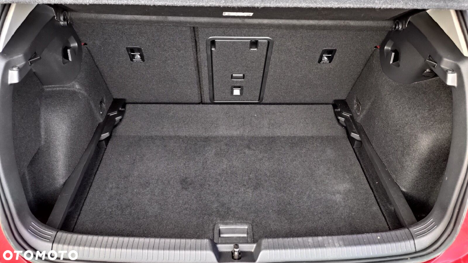 Volkswagen Golf - 12