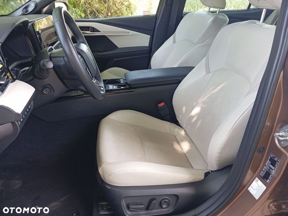 Toyota Camry - 7