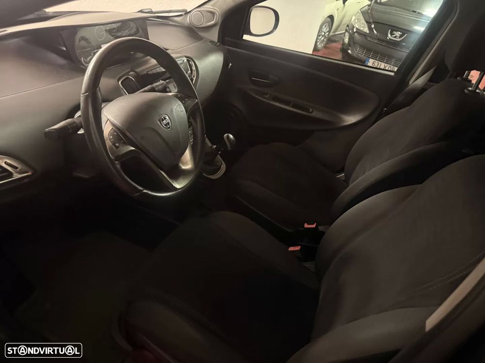 Lancia Ypsilon 1.3 M-jet S&S Gold - 30