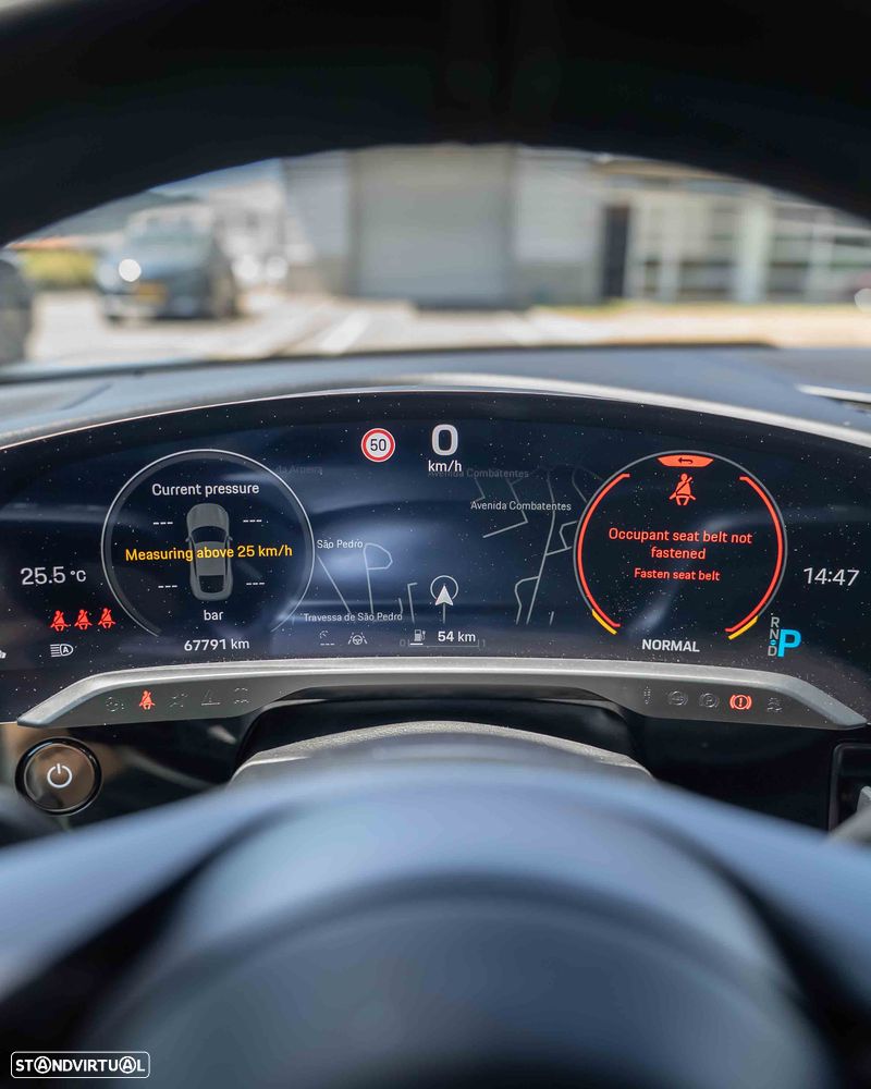 Porsche Taycan Turbo - 28