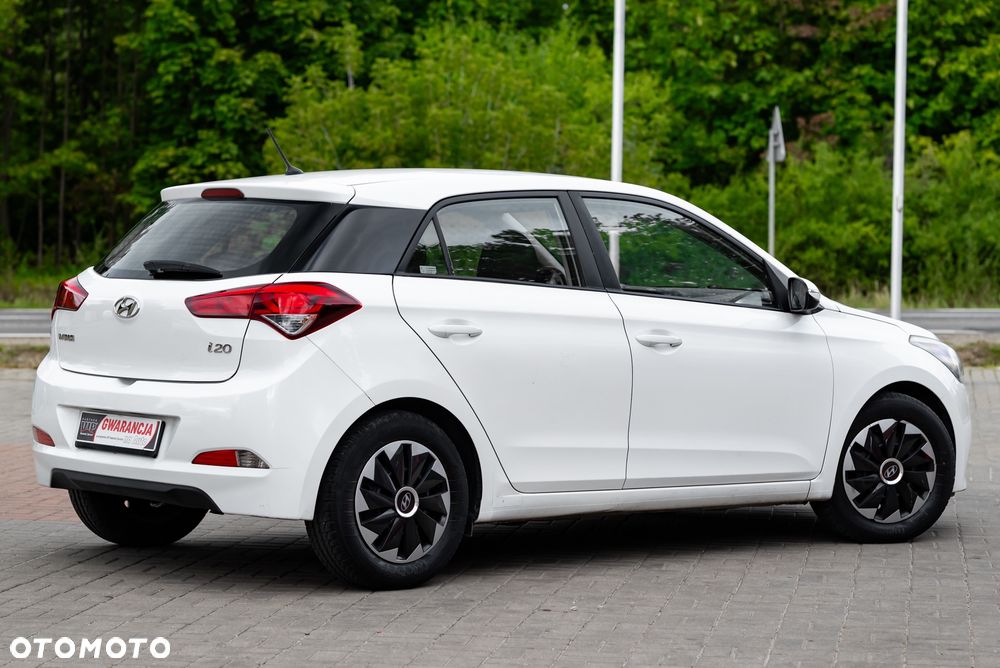 Hyundai i20 1.2 - 10