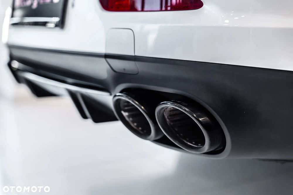 Mercedes-Benz AMG GT 43 Speedshift TCT 9G - 13