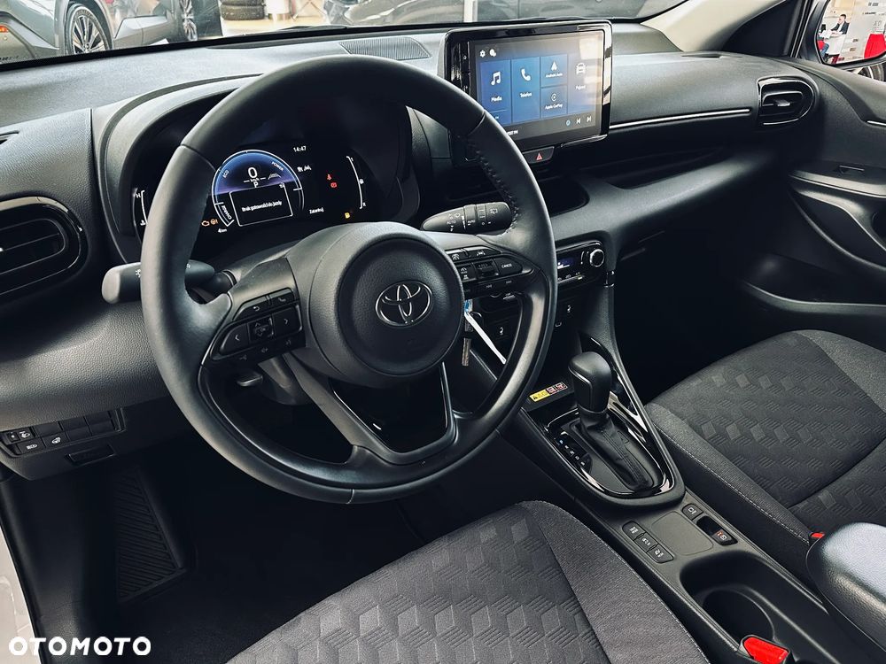 Toyota Yaris Hybrid 1.5 Style - 9