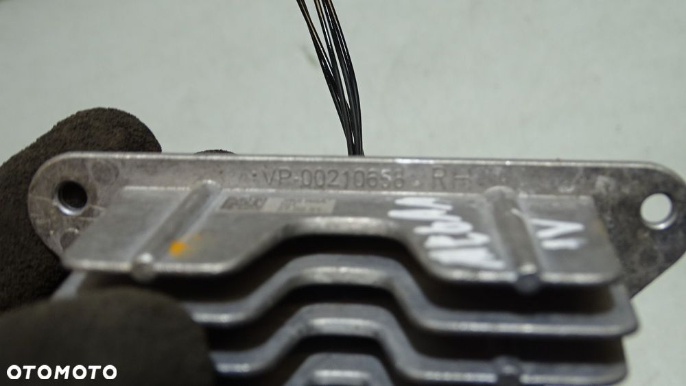 GP - PRZETWORNICA LED RENAULT MASTER IV VP-00210658 - 4