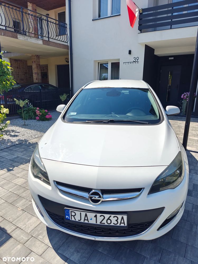Opel Astra 2.0 CDTI Cosmo - 10