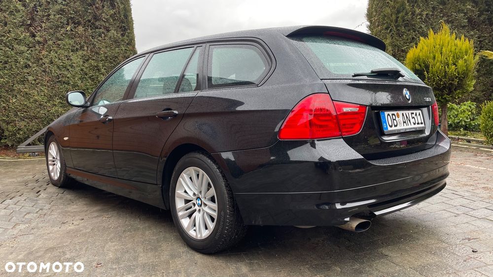 BMW Seria 3 318i Edition Exclusive - 15