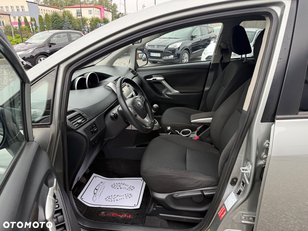 Toyota Verso 2.0 D-4D Travel - 8