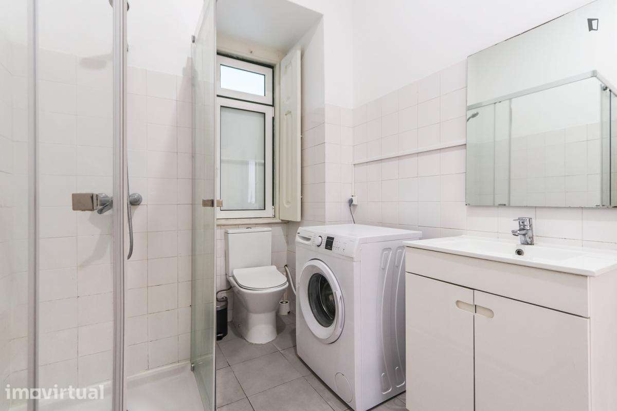 Quarto - localizado em Arroios Lisbon - Grande imagem: 2/16