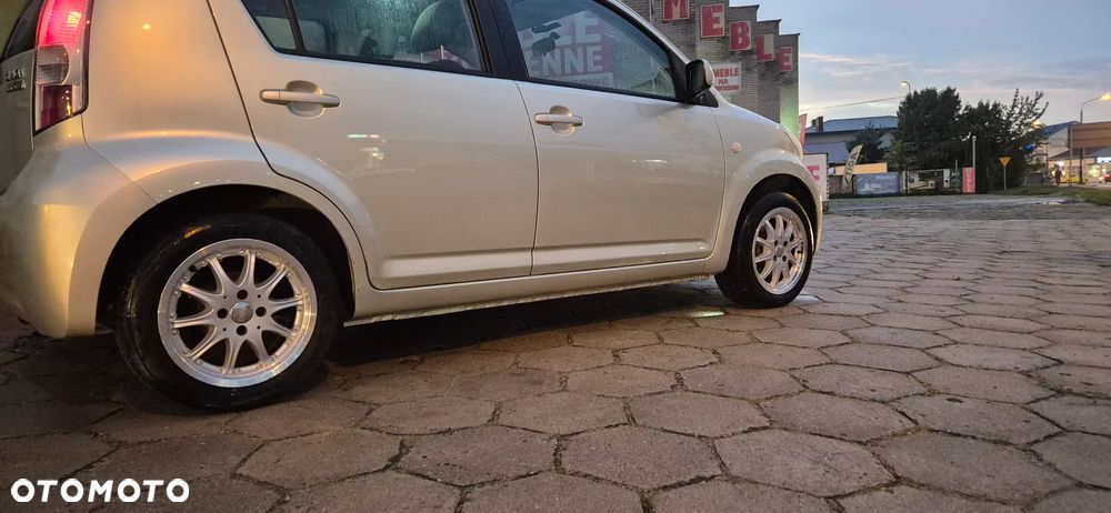 Daihatsu Sirion 1.3 CooLine - 11