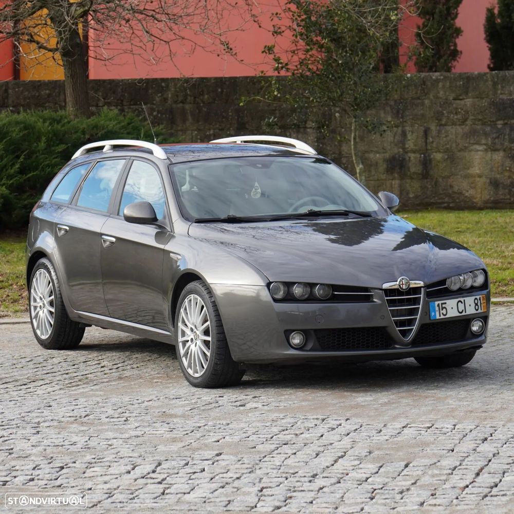 Alfa Romeo 159 Sportwagon 1.9 JTDm 16V Sportiva - 4