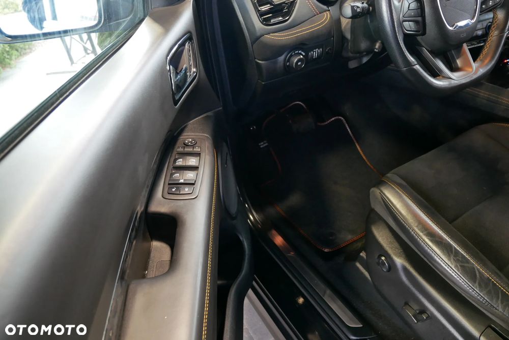 Dodge Durango 5.7 R/T - 22