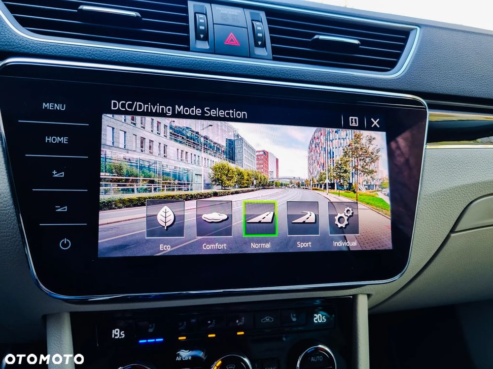 Skoda Superb 2.0 TDI SCR 4x4 L&K DSG - 33