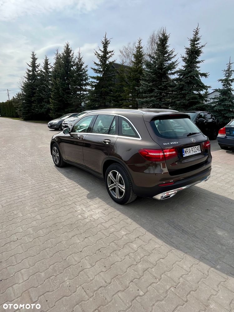 Mercedes-Benz GLC 350 d 4Matic 9G-TRONIC Exclusive - 4
