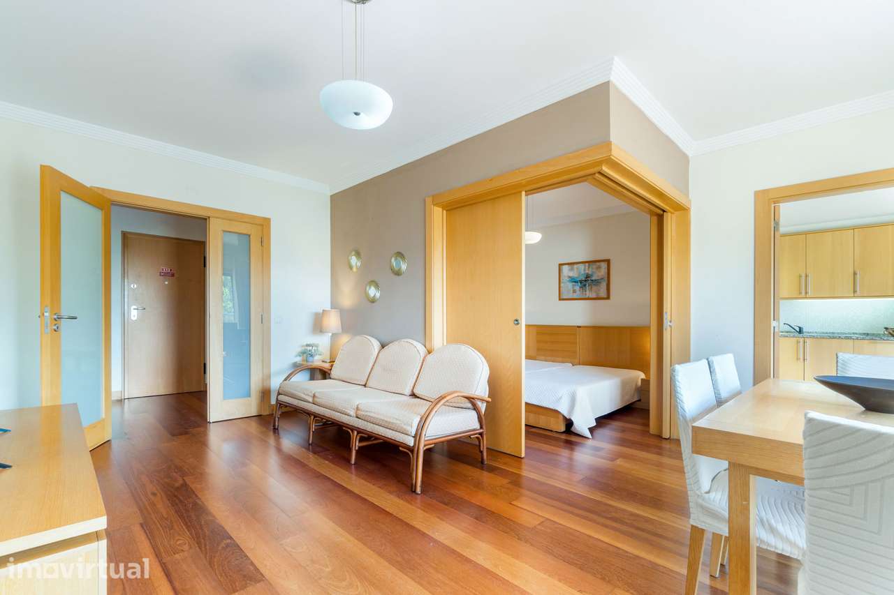 Apartamento T1+1 em Condomínio com Piscina - Grande imagem: 5/30