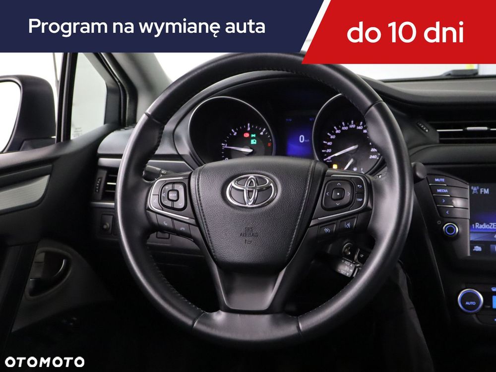 Toyota Avensis 2016
