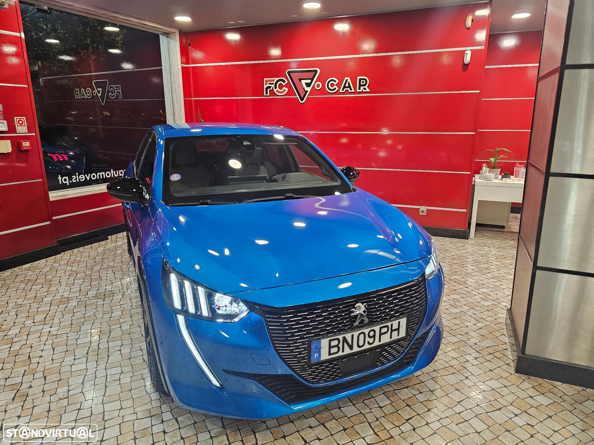 Peugeot 208 1.2 PureTech GT Line - 6