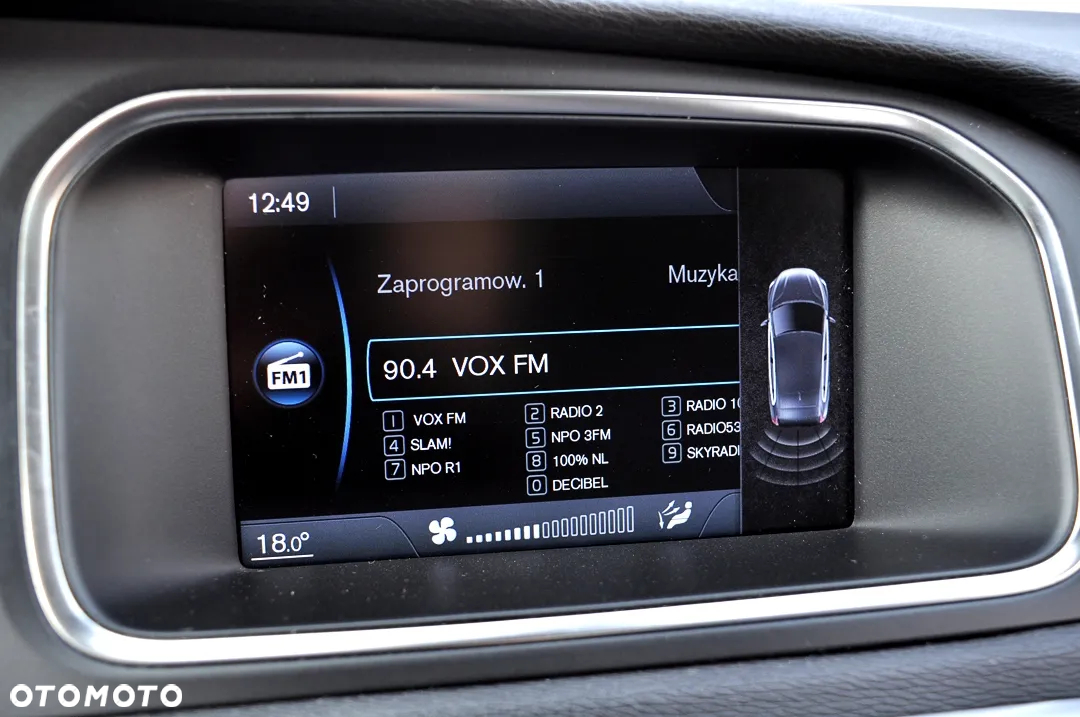 Volvo V40 D2 Summum - 26