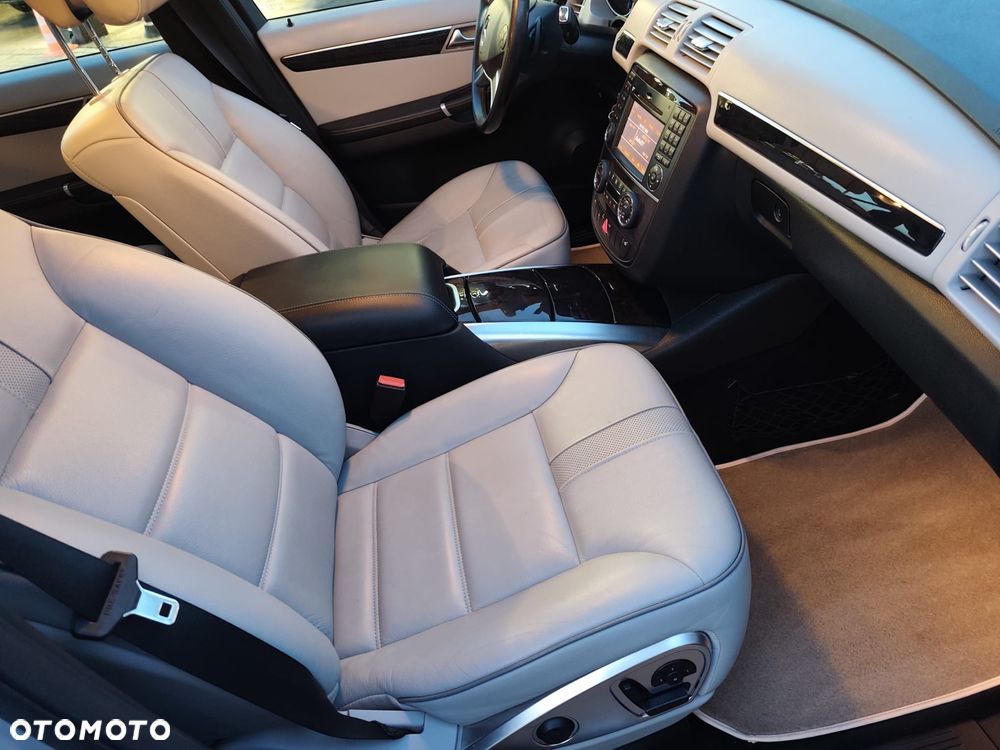 Mercedes-Benz Klasa R 350 CDI 4-Matic - 31