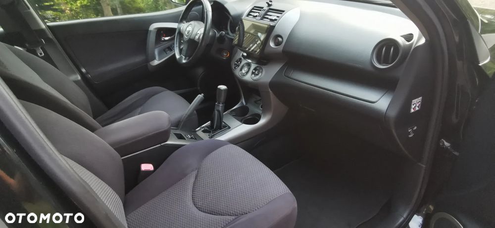 Toyota RAV4 2.0 4x4 Sol - 11