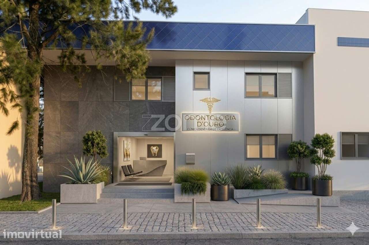 Edifício clínico em Linda-a-Velha com estacionamento privativo - Grande imagem: 4/41