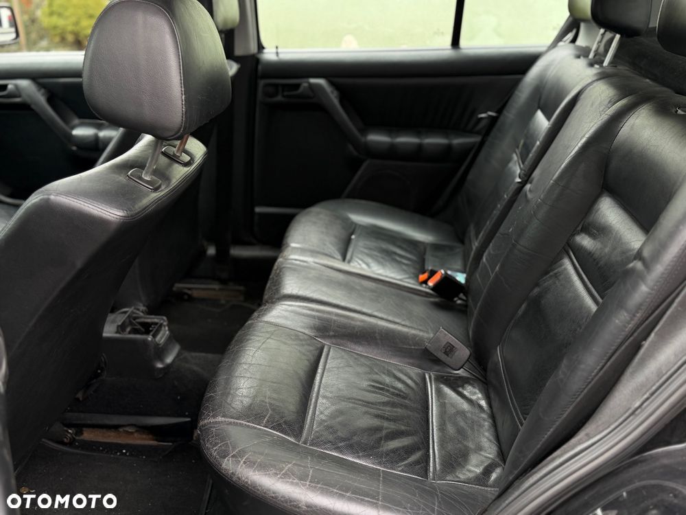 Volkswagen Golf - 14