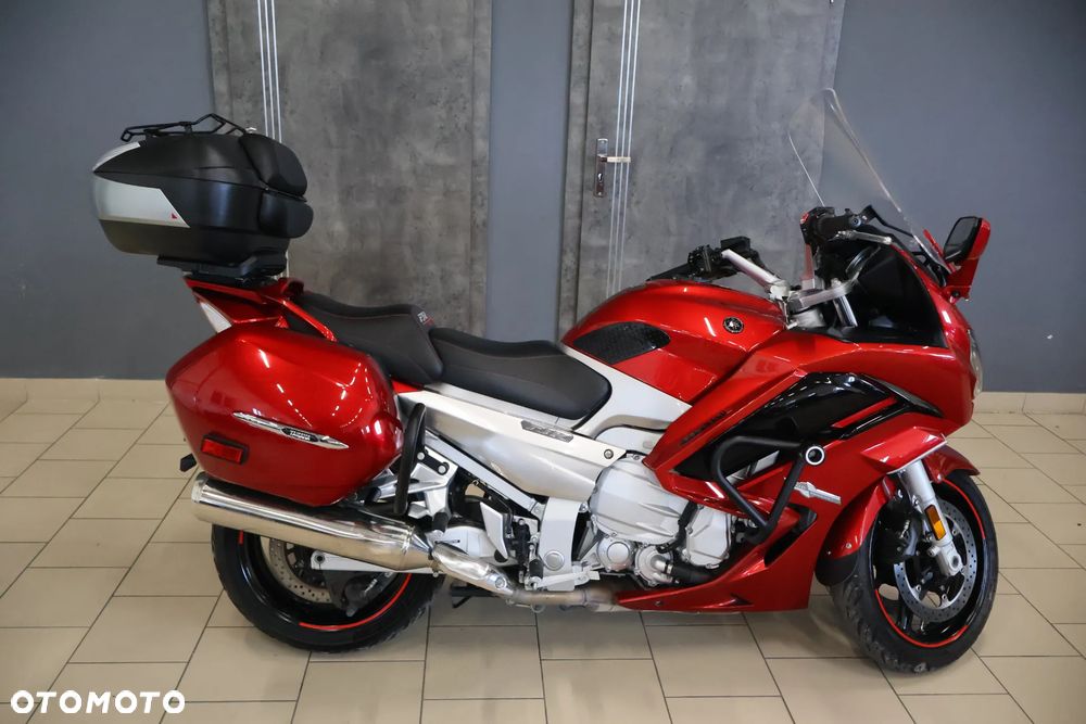 Yamaha FJR - 2